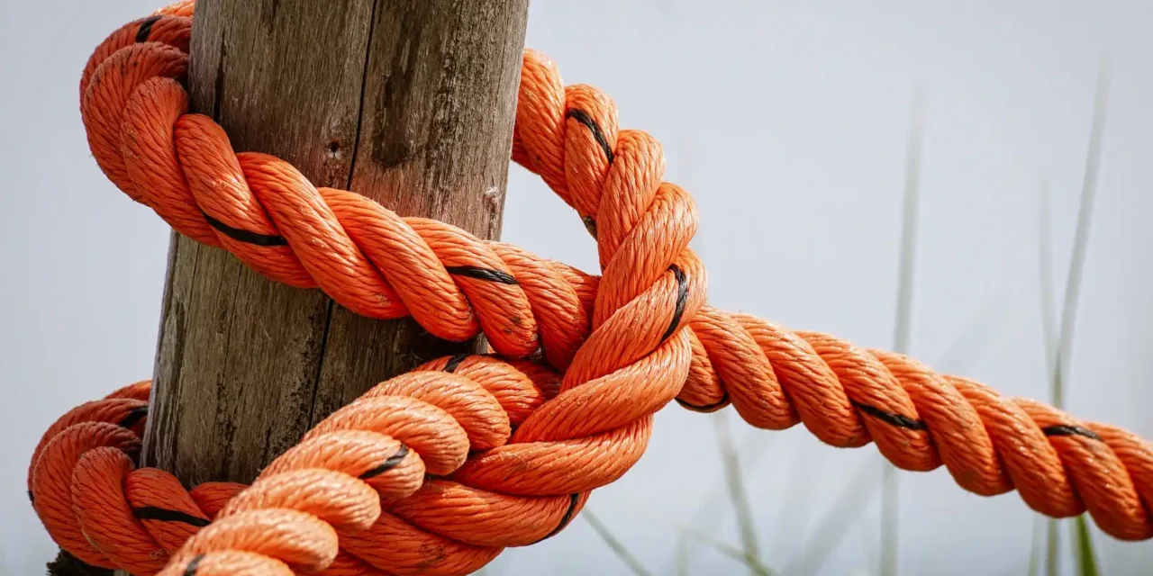Loose Ties Lead to Unexpected Benefits